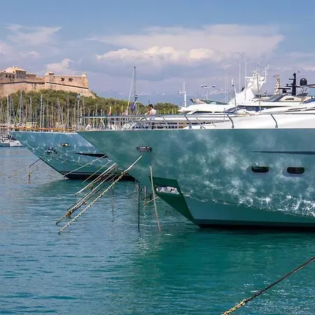 Cap D'antibes Vue Exceptionnelle أنتيب