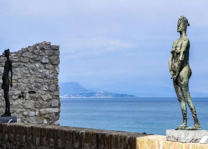 Cap D'antibes Vue Exceptionnelle Appartement *